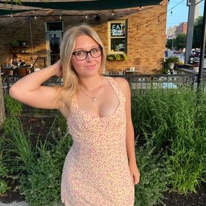 Meet your Posher, Caroline